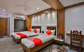 Oyo 1389 Hotel Relax Inn Surat India